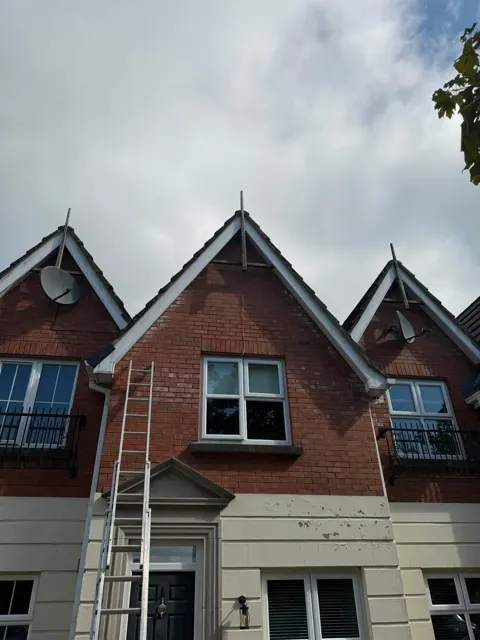 Dry verge roofline improvement, photograph 4