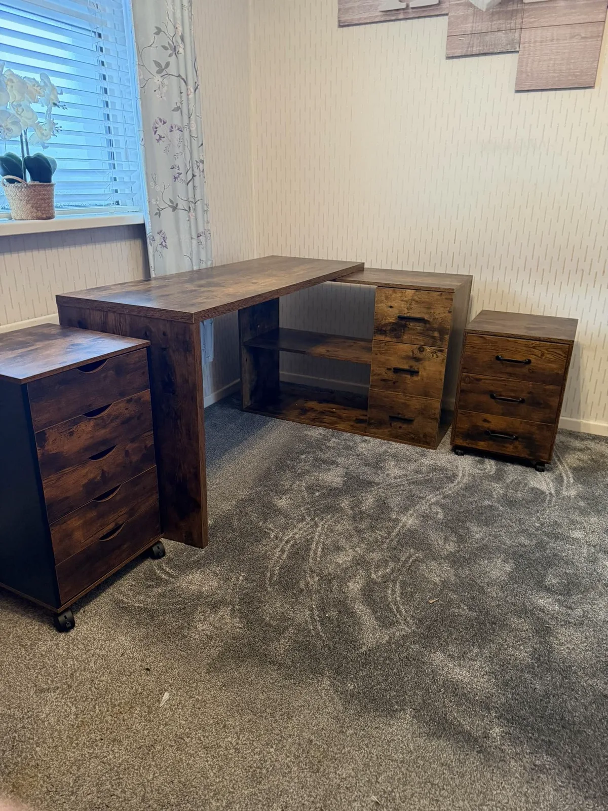 Furniture assembly
